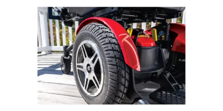 Front-Wheel Drive (FWD): The Obstacle Climber